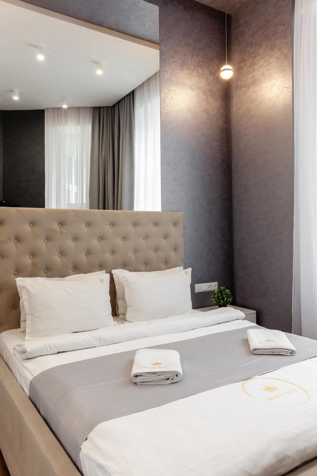 Royal Apartment On Franka 28 Lviv Luaran gambar