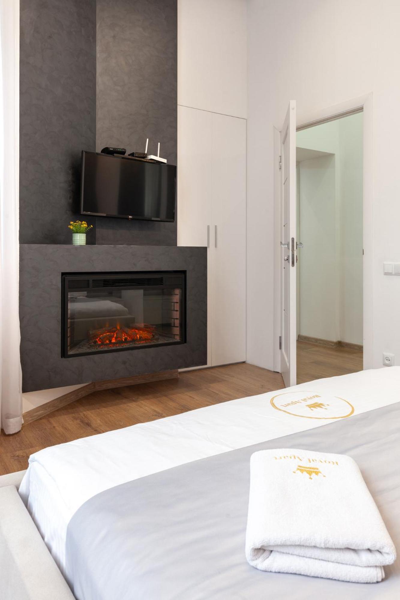 Royal Apartment On Franka 28 Lviv Luaran gambar