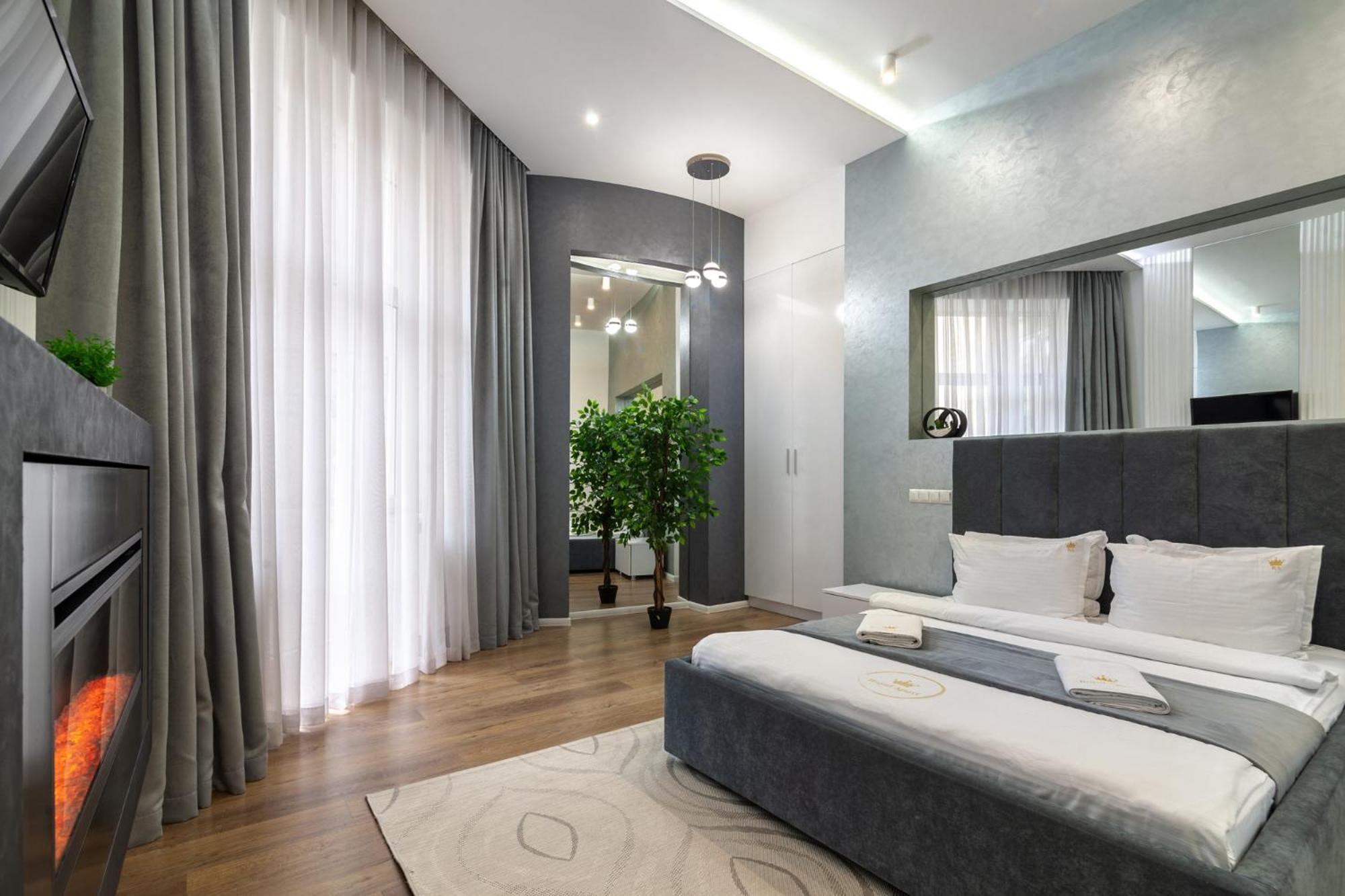 Royal Apartment On Franka 28 Lviv Luaran gambar