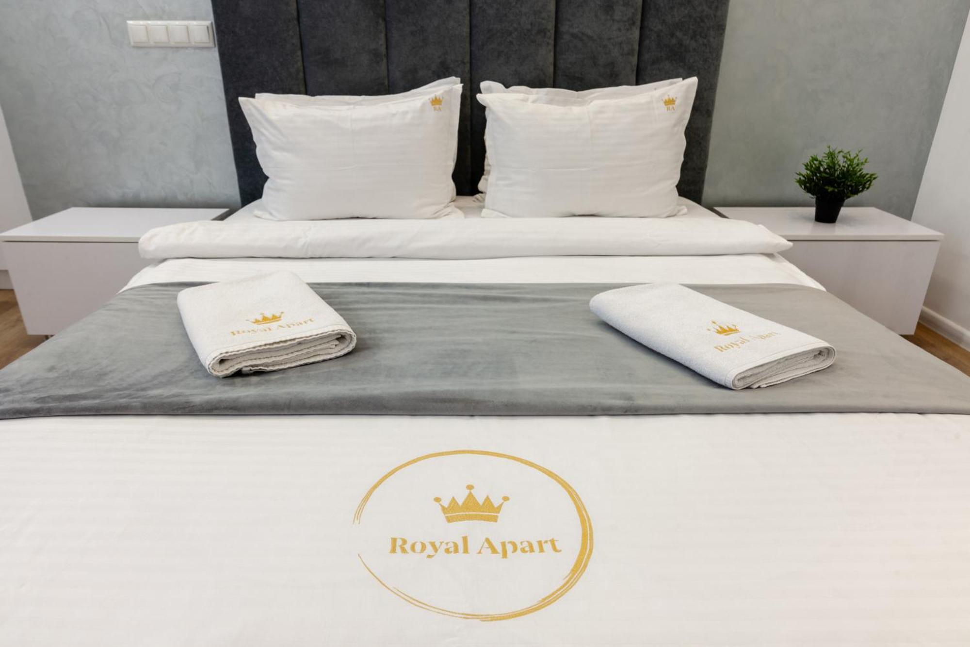 Royal Apartment On Franka 28 Lviv Luaran gambar