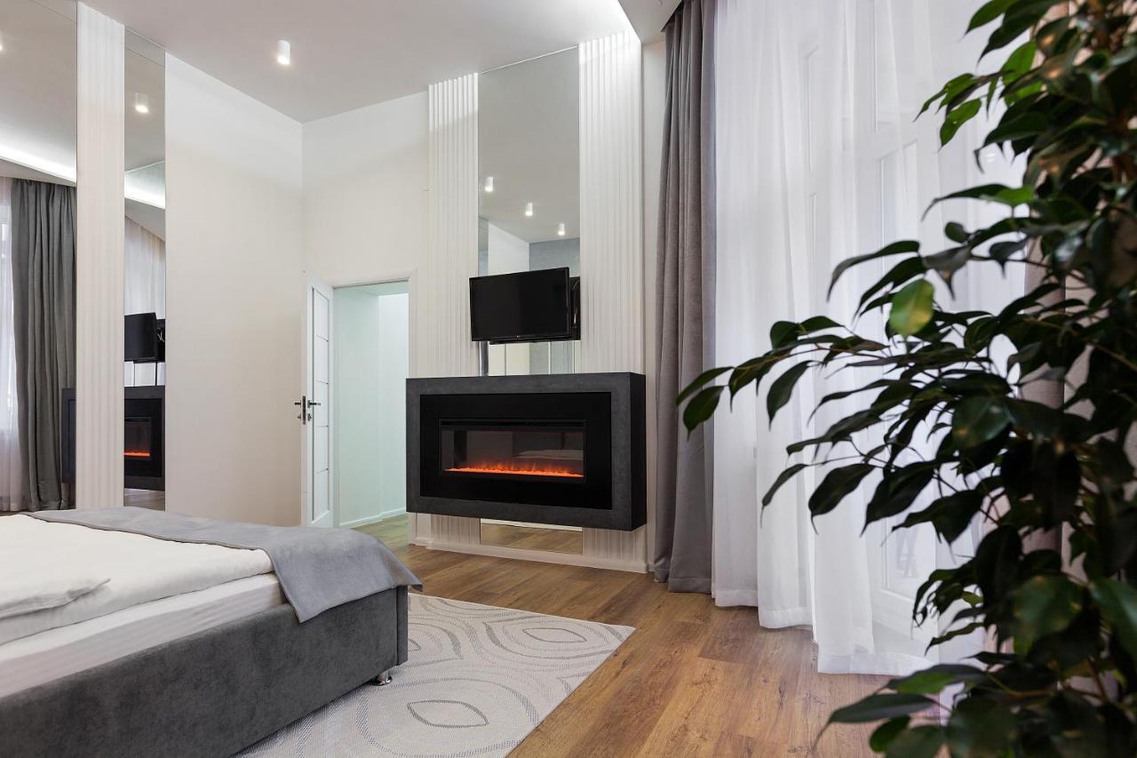 Royal Apartment On Franka 28 Lviv Luaran gambar